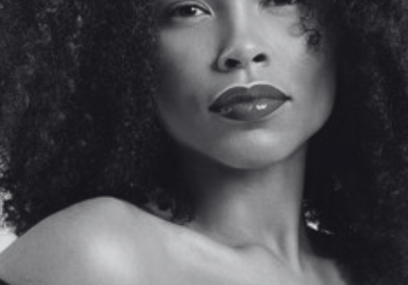 Wavy Hair Elegance: Styling Tips and Tricks